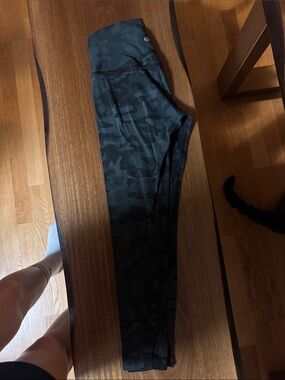 Align lululemon athletica Black Camo Leggings